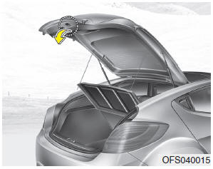 Hyundai Veloster: Closing the tailgate. To close the tailgate, lower and push down the tailgate firmly. Make sure that